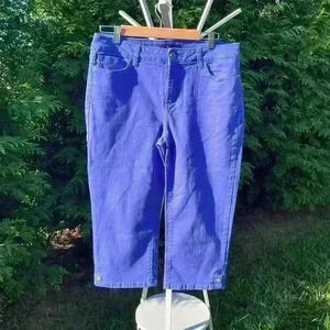 NYDJeans size 12P, cropped with lift tuck technology